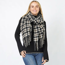 Load image into Gallery viewer, Fall &amp; Winter Scarves