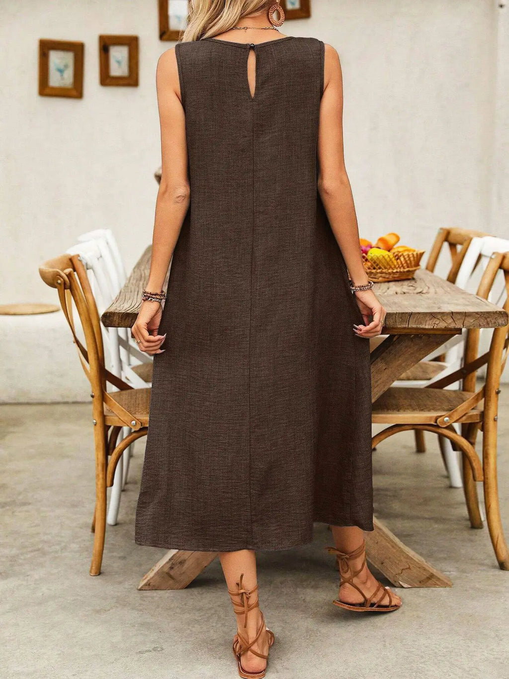 Pullover Round Neck Sleeveless Pocket Loose Dress