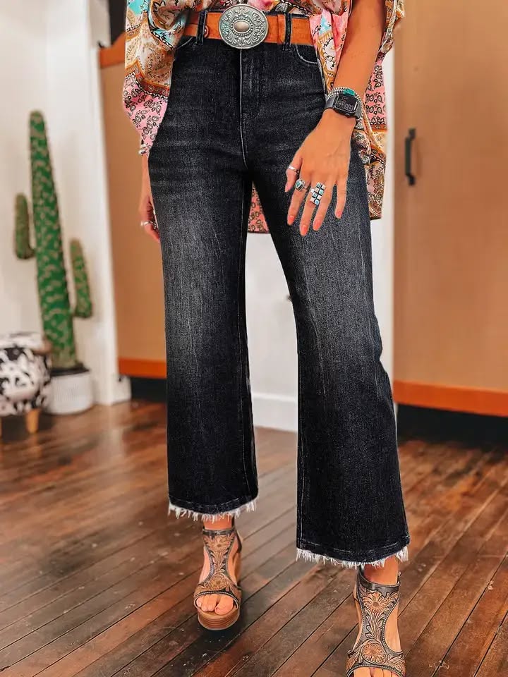 Mineral Wash Raw Hem Jeans