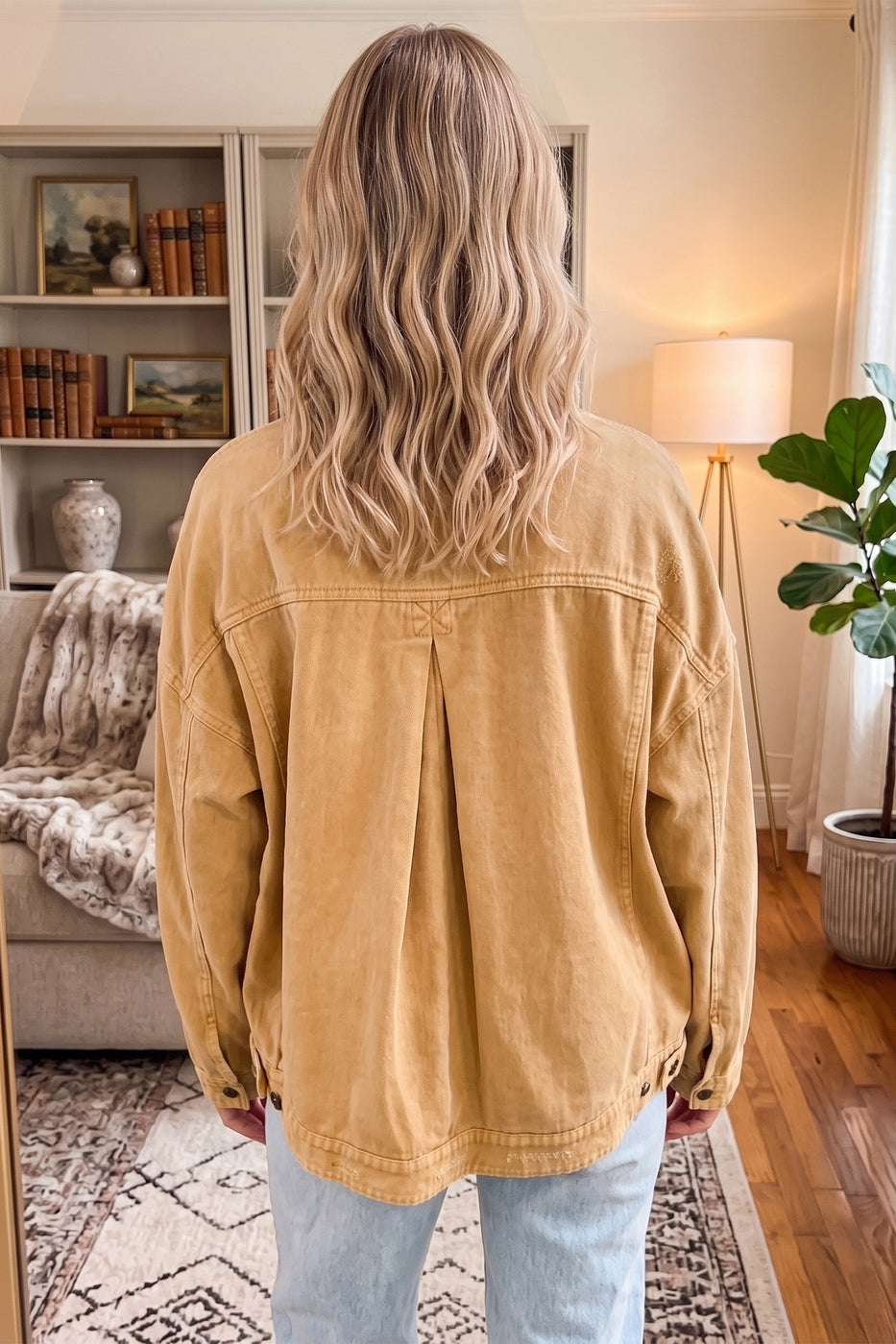 Metal Button Front Long Sleeve Collar Denim Jacket