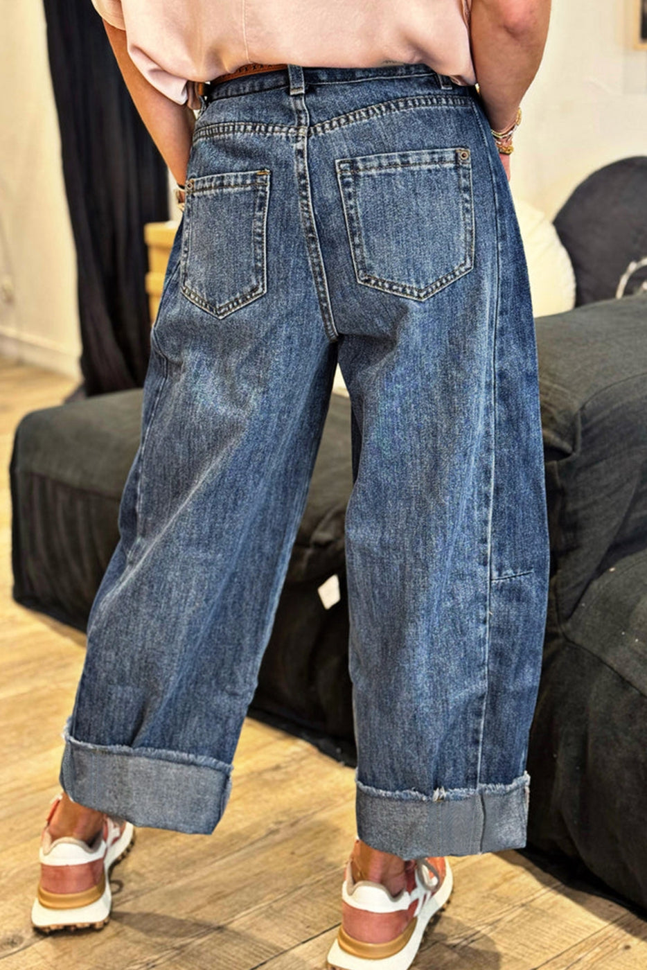 Stitched Raw Hem Wide Leg Loose Jeans