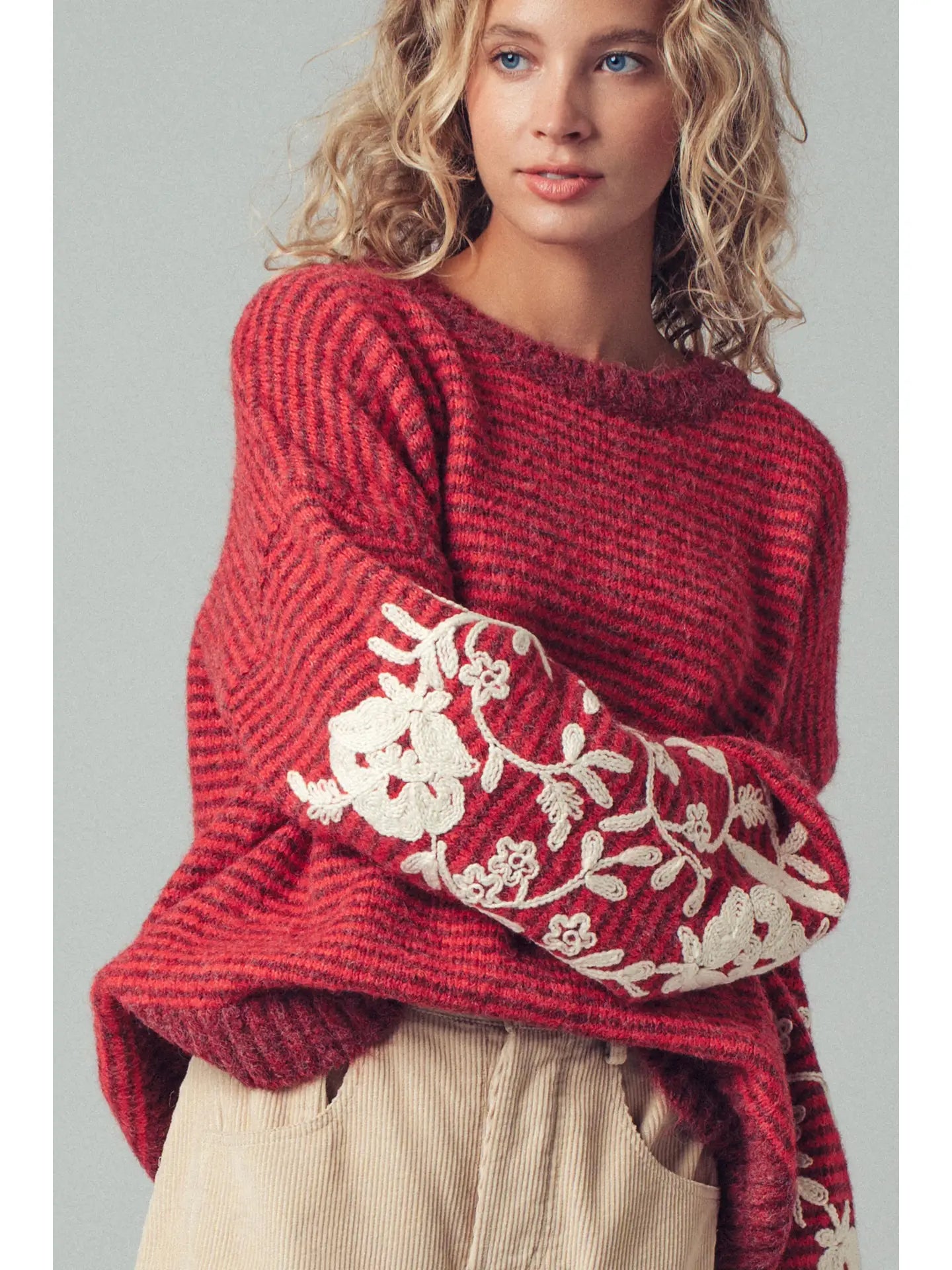 Floral Embroidered Sweater - Burgundy//Red