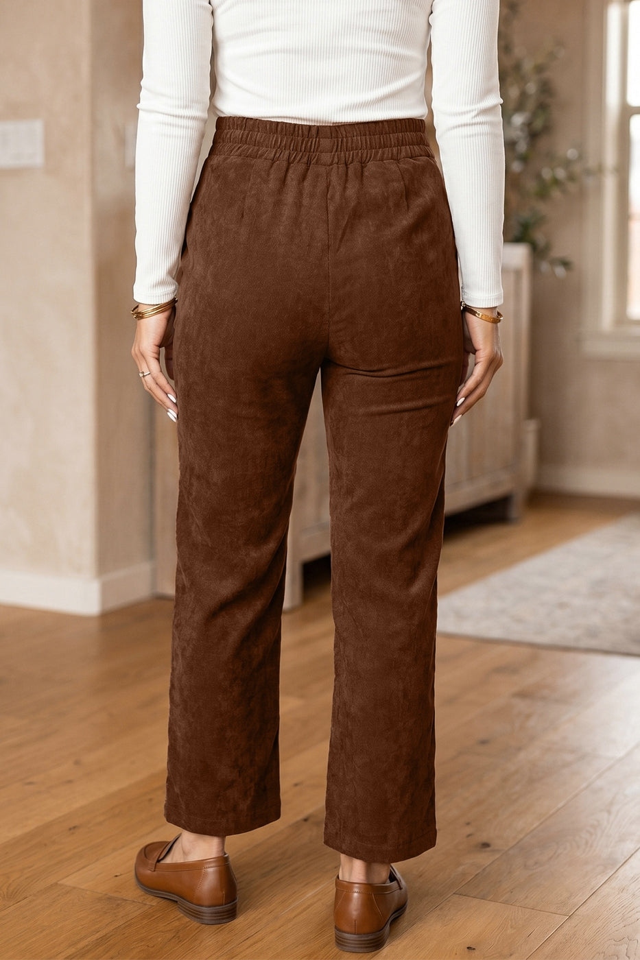 The Corduroy Straight Leg