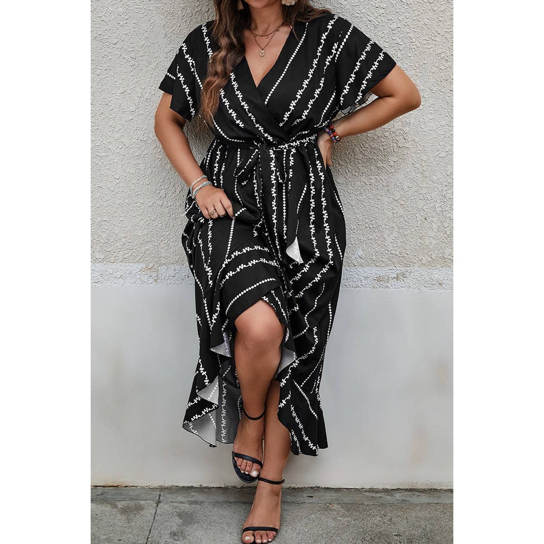 Black & White Maxi - Curve Collection