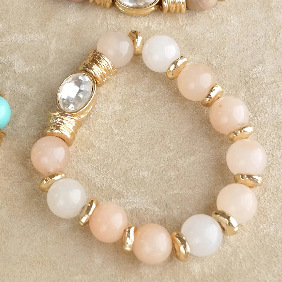 Earthy Gleam - Statement Beaded Bracelet